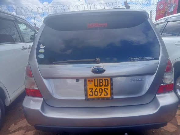 A picture of Available Uhs 16m 0702549830