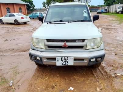 used mitsubishi pajero