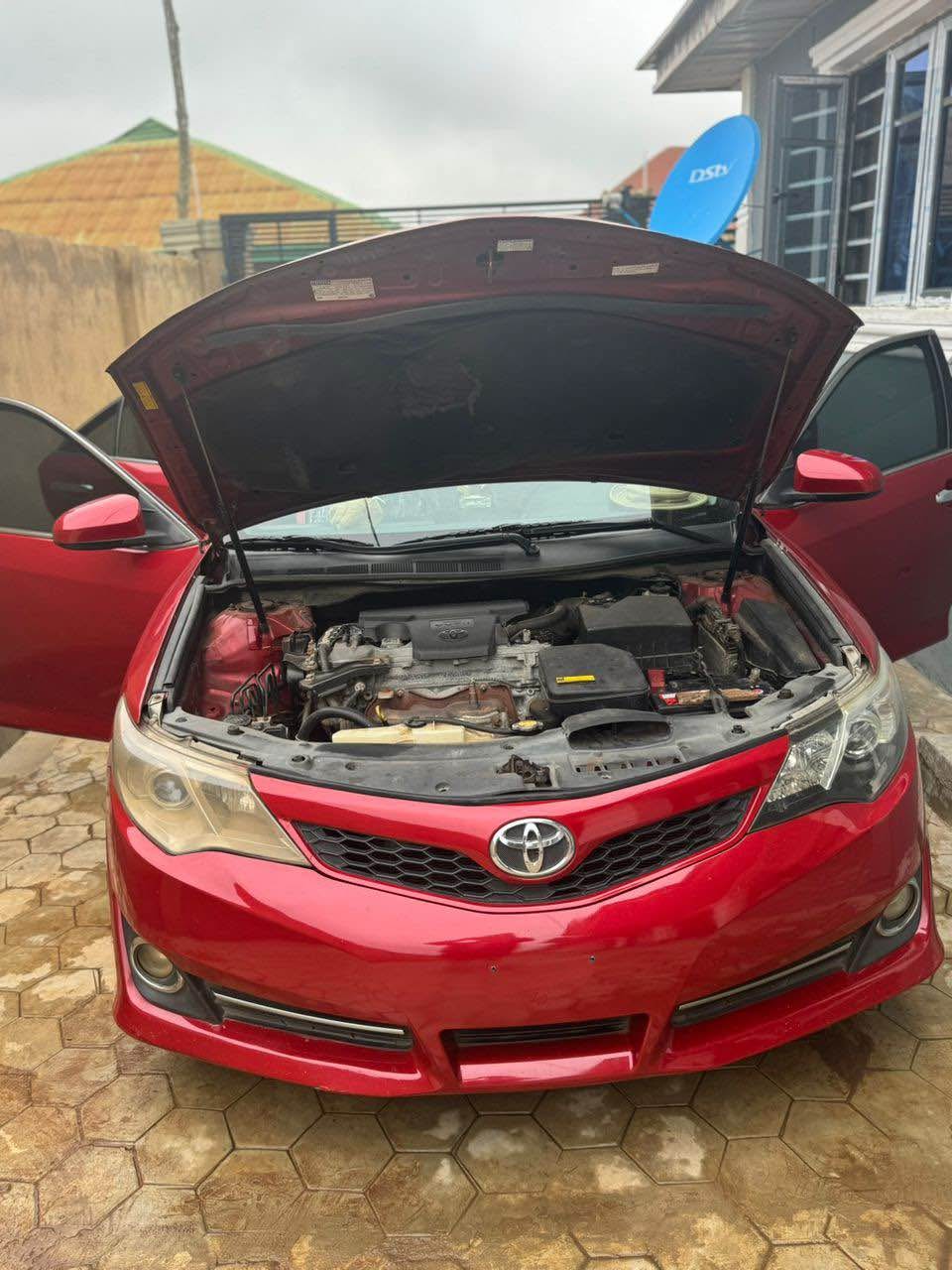 A picture of Toyota spider 2014 model