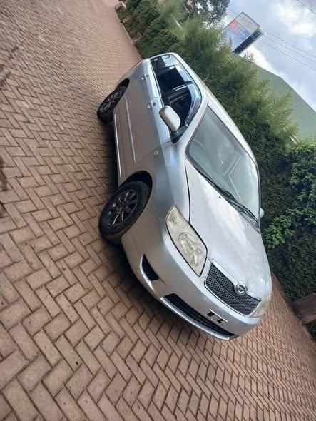 toyota fielder