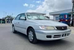 A picture of Toyota Premio old model
