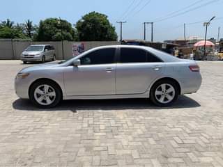 A picture of Toyota Camry 2010 sport se