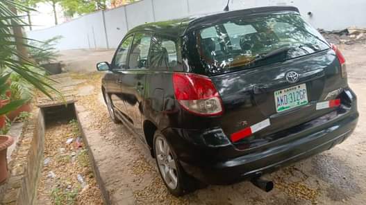 A picture of Toyota Matrix 2005 model Manual drive buy and drive AC
