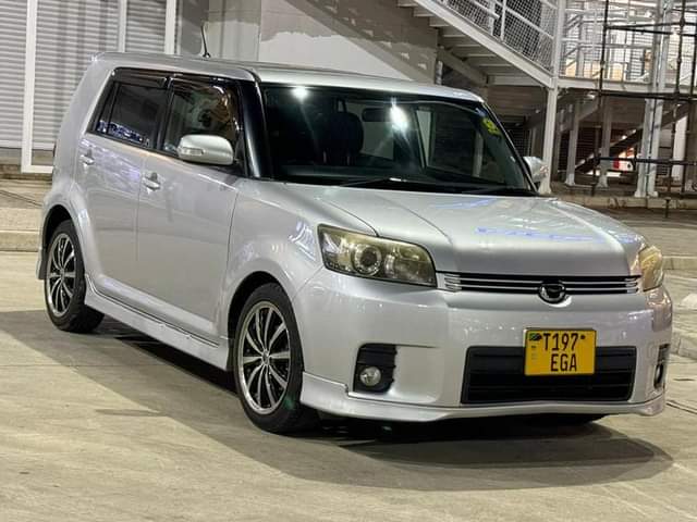 A picture of TOYOTA RUMION KALI SANA MIL 16 9 CALL ME 0683615377