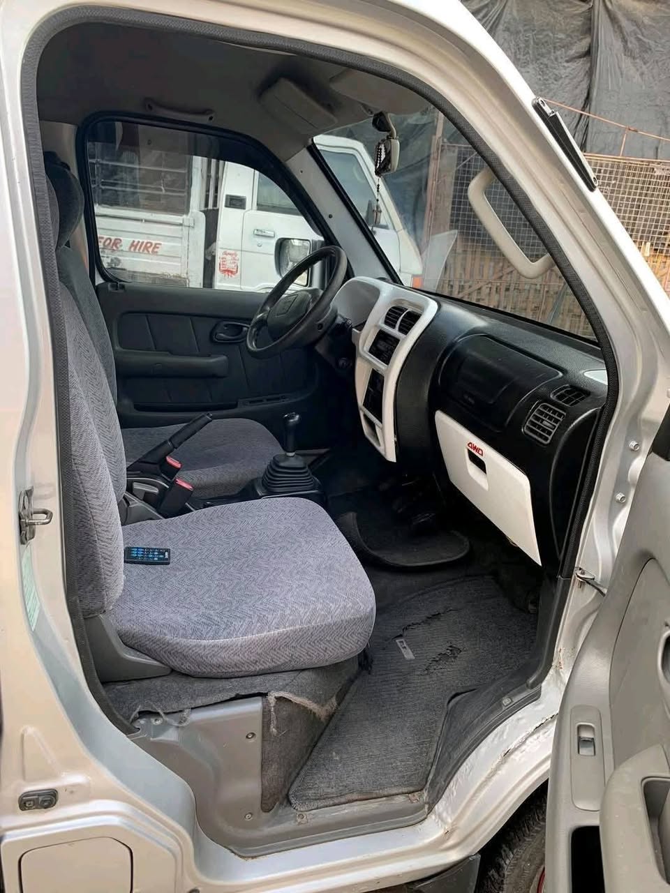 A picture of Mini bus