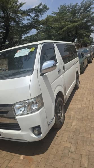 A picture of Kdh206 2014 model super Gl