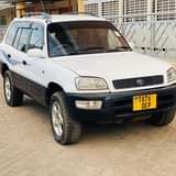 A picture of Rav4 mwanza call WhatsApp 0686108116