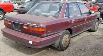 A picture of Super Clean 1989 TOYOTA CAMRY LE MAROON For Just 250k