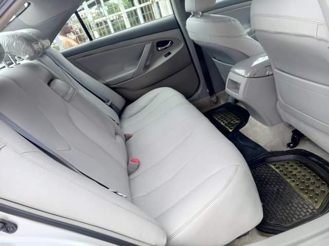 A picture of TOYOTA CAMRY 08