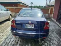 A picture of 2005 Volkswagen Passat Gl