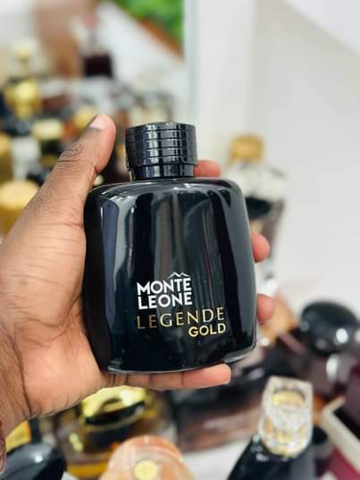 A picture of Perfume