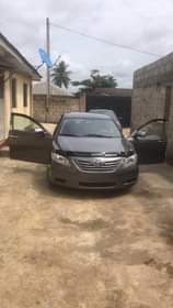 A picture of Toyota Camry 09