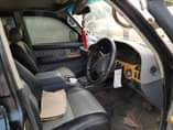 A picture of Land cruiser vx masai