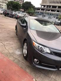 A picture of 2014 foreign used Toyota Camry
