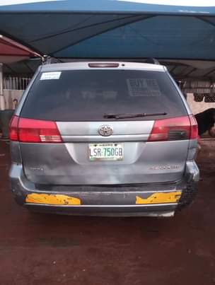 A picture of Toyota Sienna