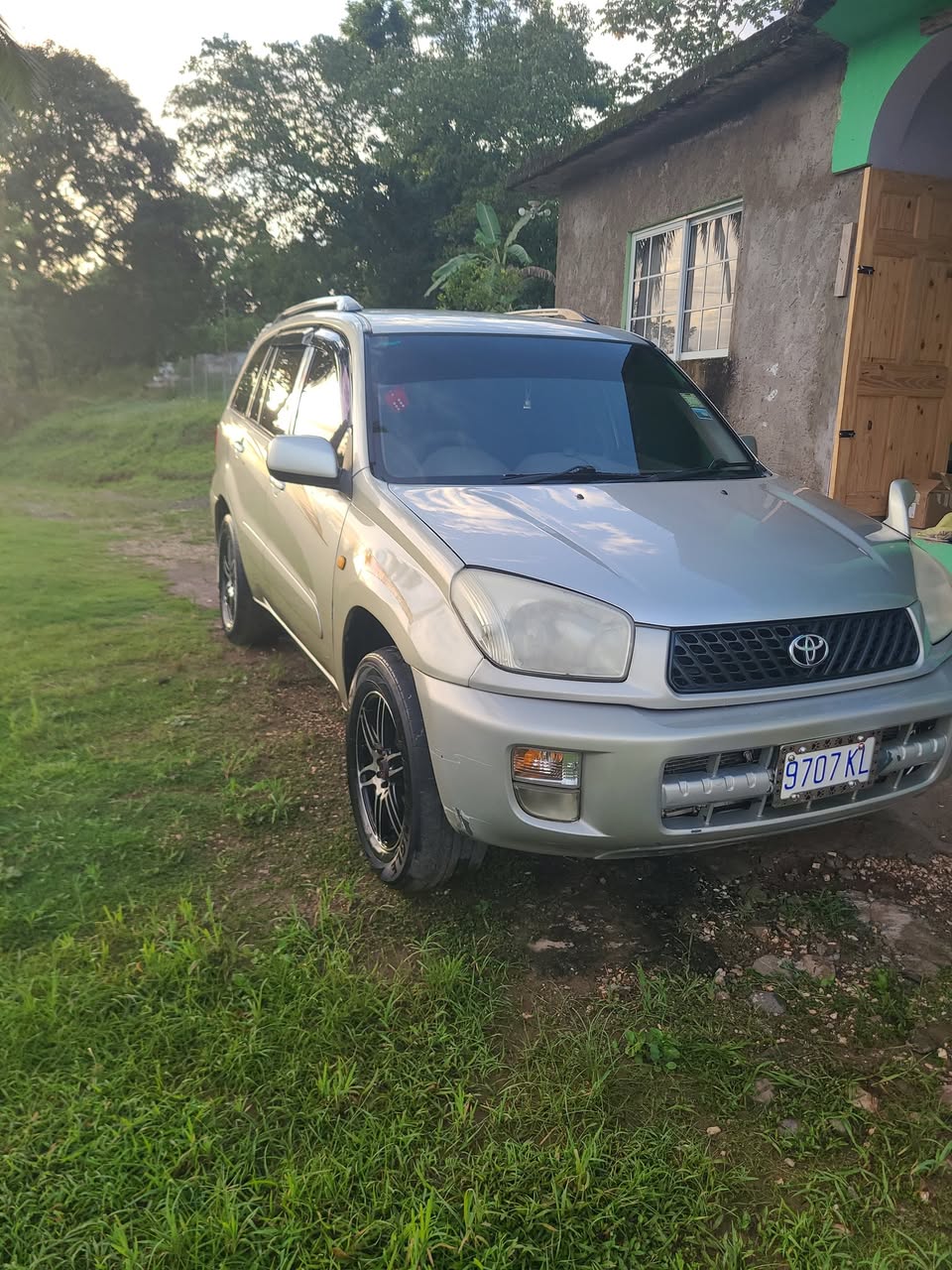 used toyota rav4