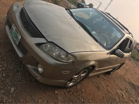A picture of Mazda 323f sports edition 08029557355
