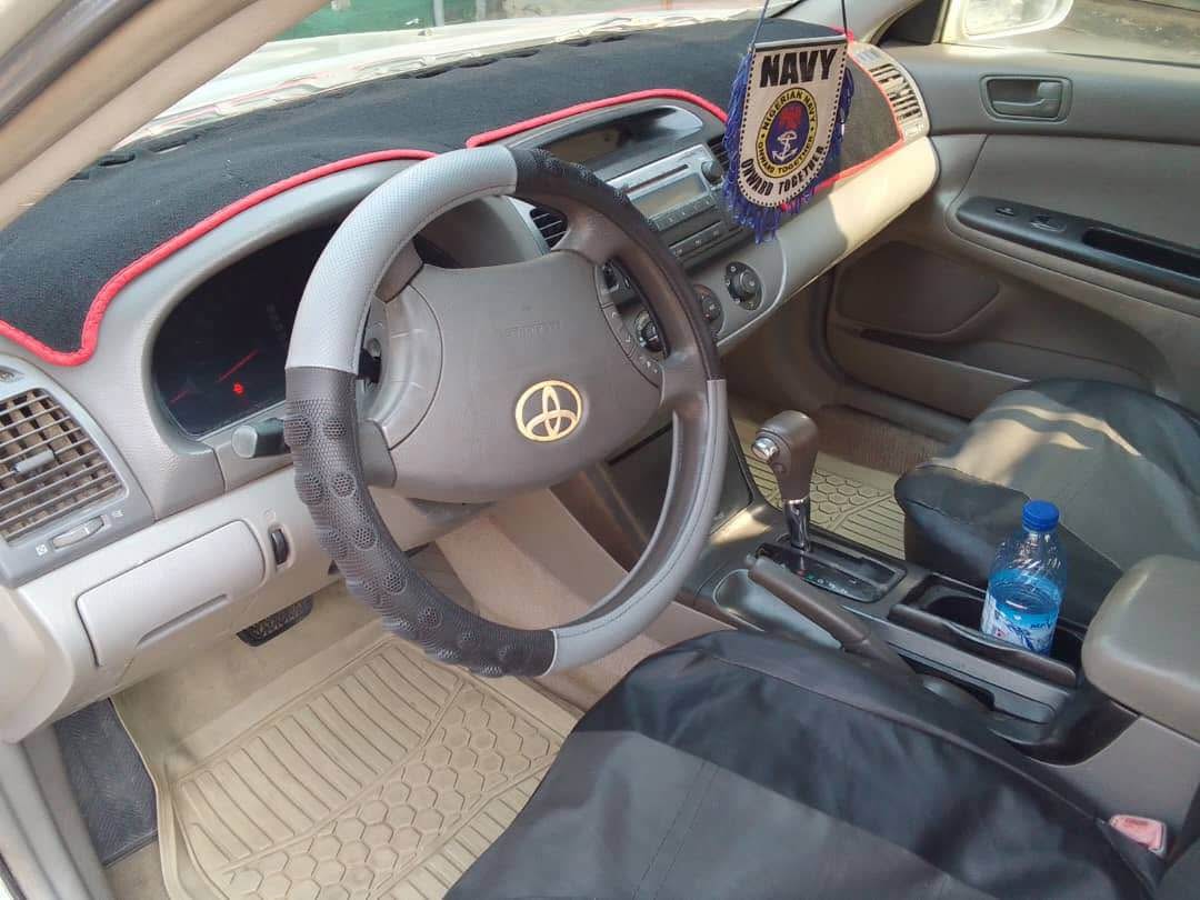A picture of Sharp Toyota Camry 2006 07088153375