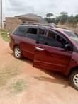 A picture of Toyota sienna 2007