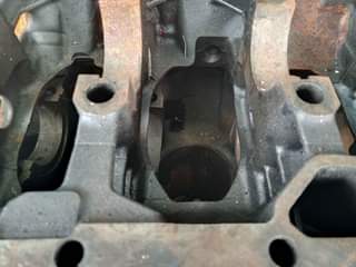 A picture of Block And Cylinder head for Nissan Interstar