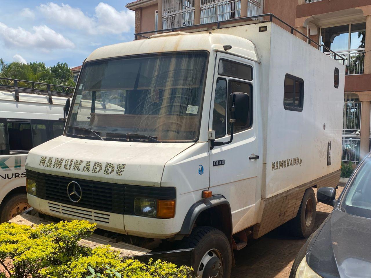 A picture of MERCEDES BENZI 814D