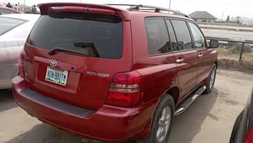A picture of 2003 Highlander