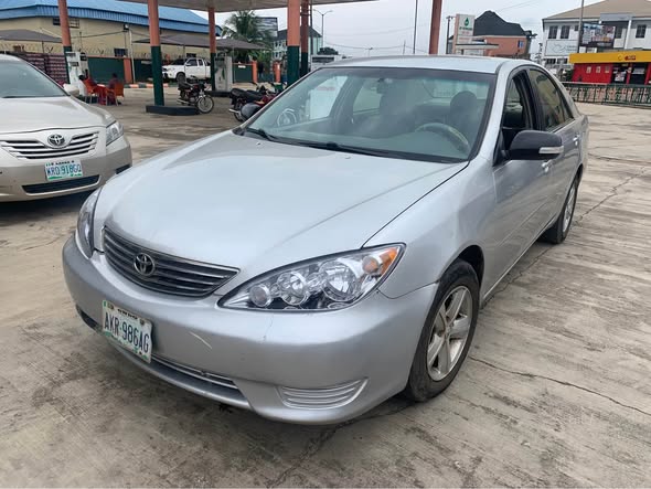 A picture of Toyota Camry Big daddy very neat and sharp Engine gear