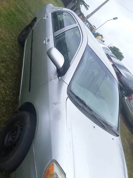 A picture of Toyota Corrola 06 09063393963