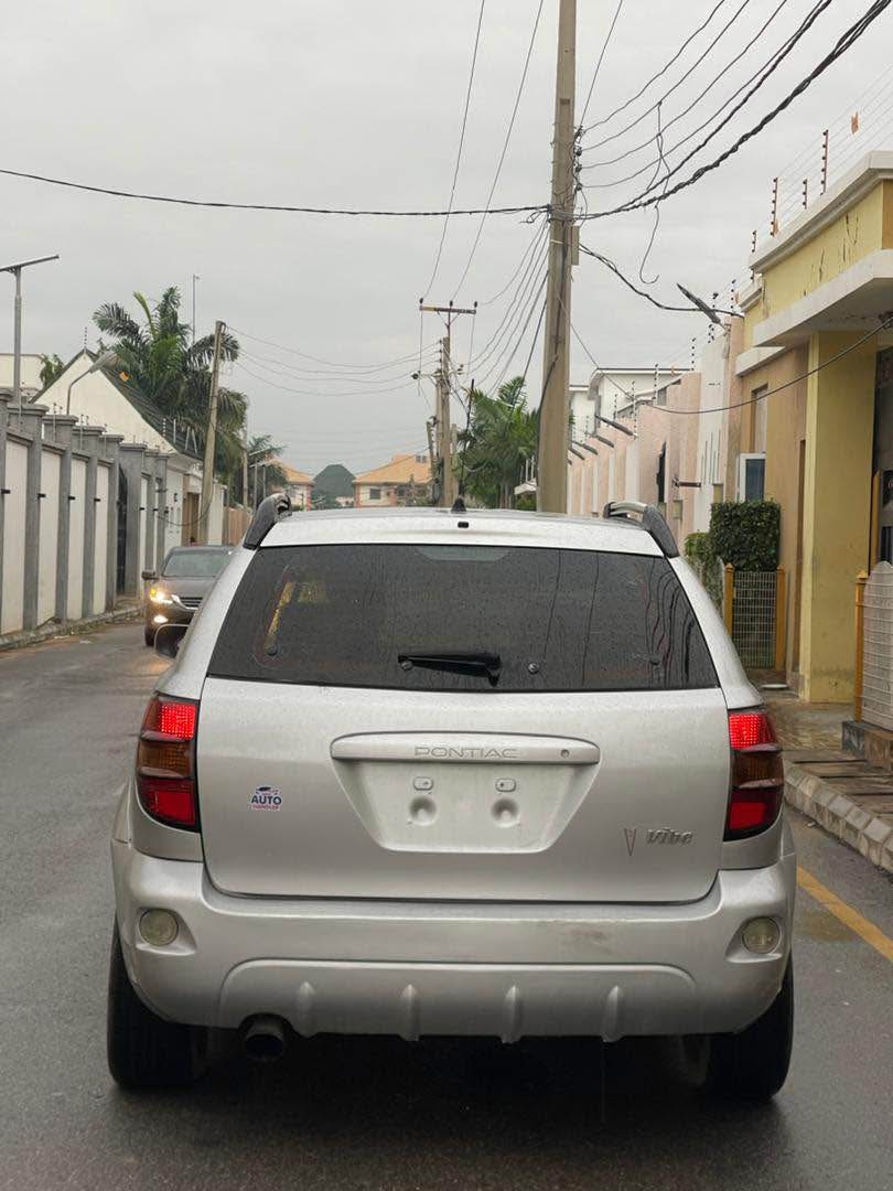 A picture of Pontiac vibe 2006