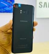 A picture of SAMSUNG GALAXY S8 PLUS