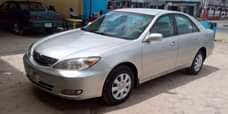 A picture of Clean 04 Toyota Camry Belgium Standard First body Engine Gear