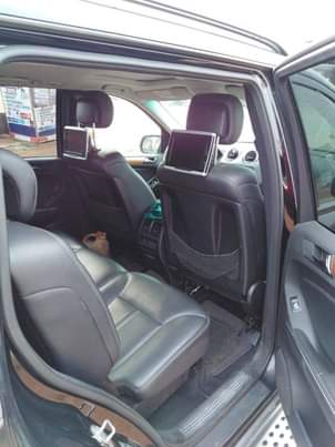 A picture of 2009 MERCEDES BENZ GL450 FULL OPTION