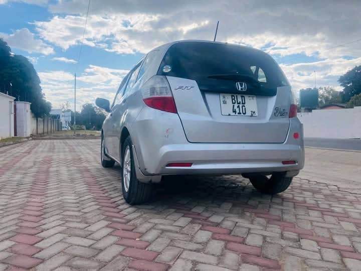 A picture of Honda fit