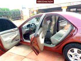 A picture of 2005 Toyota Camry