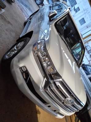 A picture of CONTACT 0761107745 0756111939 For quality car body paint service s