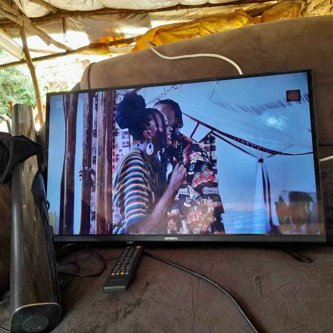 A picture of SKYWORTH 32 INCHES TV