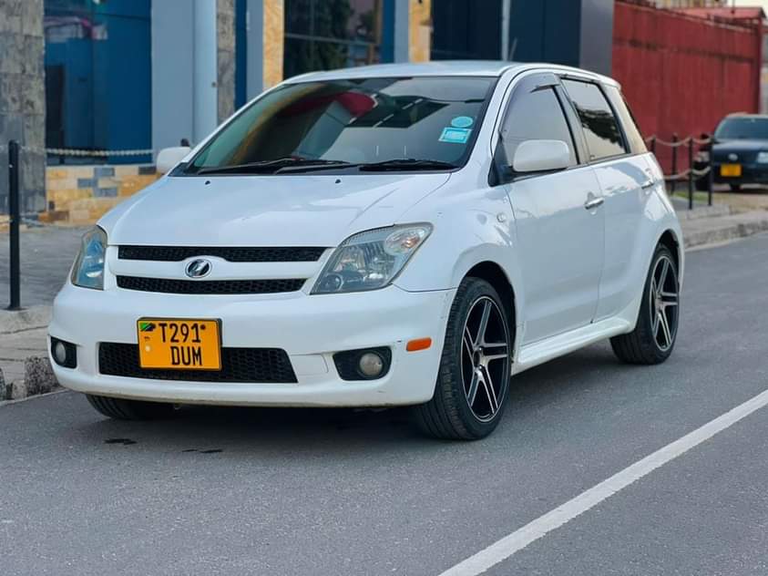 used toyota ist