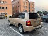 A picture of 2005 Highlander