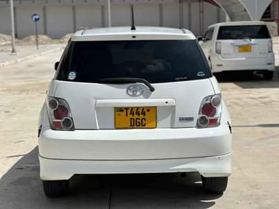 A picture of toyota ist kali mnooo