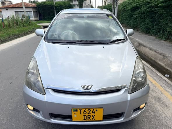 A picture of TOYOTA WISH
