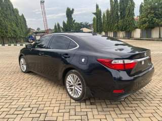 A picture of 2014 Lexus ES350