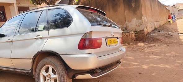 A picture of Bmw x5