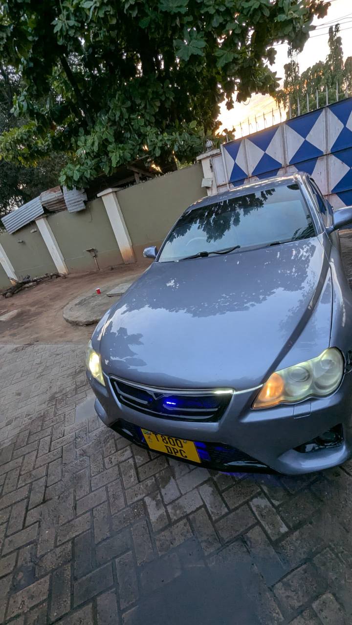 A picture of TOYOTA MARK X