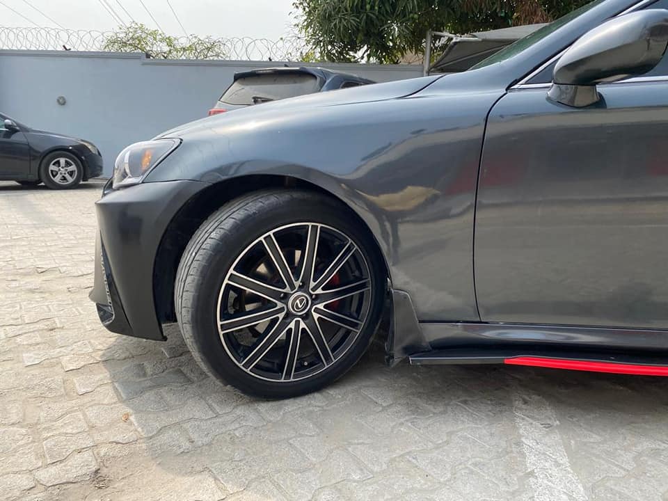 A picture of LEXUS IS250 facilitated to 2020