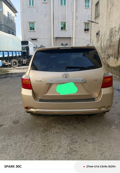 A picture of 2008 keyless 08107256893