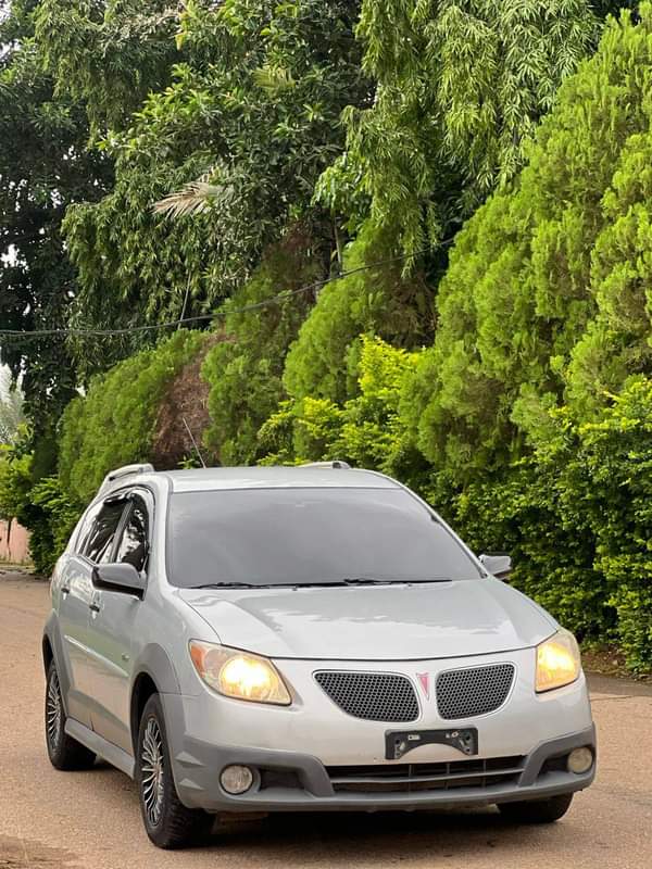 A picture of FOR SALE BELGIUM STANDARD EXTREMELY CLEAN USED PONTIAC VIBE FIRST