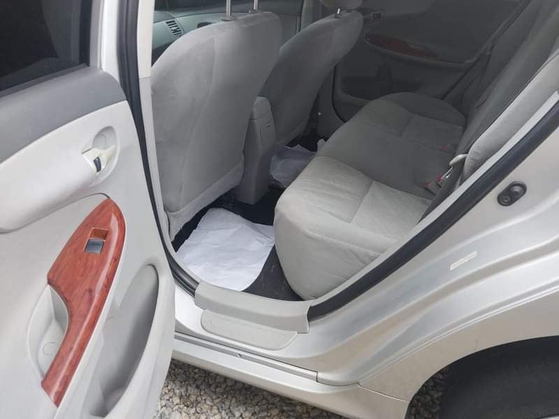 A picture of Foreign used standard unregistered 2009 Toyota Corolla with untempered engine