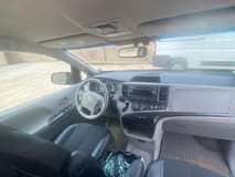 A picture of TOYOTA SIENNA 2012 TOKS