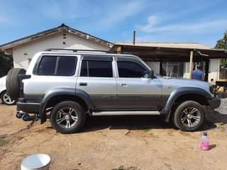toyota land cruiser
