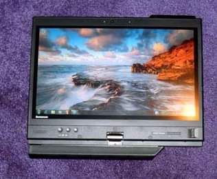 A picture of toshiba x1220 tablet